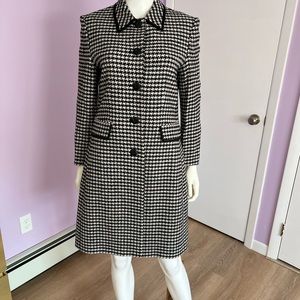 Apostrophe stretch wool coat